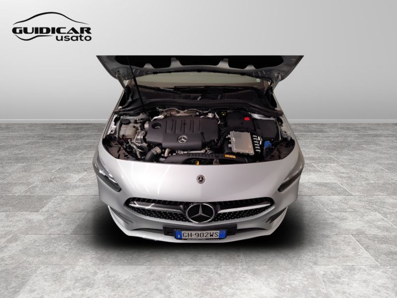 GuidiCar - Mercedes Classe b 2022 B 200 d Premium auto Usato