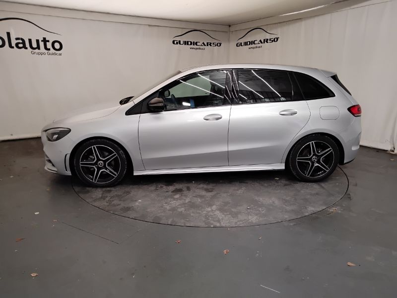 GuidiCar - Mercedes Classe b 2022 B 200 d Premium auto Usato