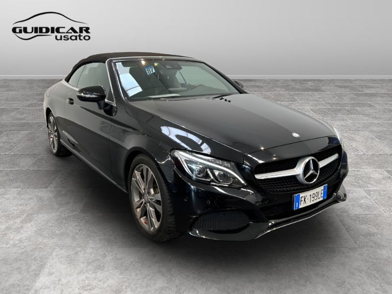 GuidiCar - Mercedes Classe C-A205 2016 Cabrio 2017 C Cabrio 220 d Sport auto Usato