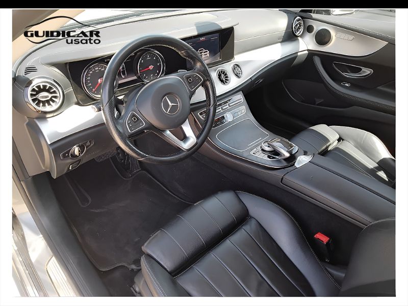 GuidiCar - Mercedes Classe E - A238 Cabrio 2018 E Cabrio 220 d Business Sport auto Usato