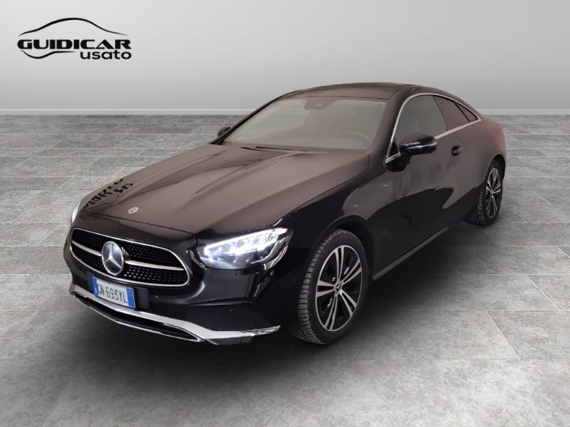 GuidiCar - Mercedes Classe E 2022 E Coupe 220 d Sport 4matic auto Usato