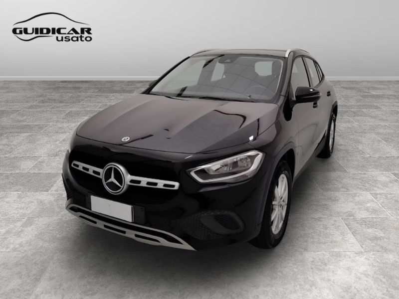 GuidiCar - Mercedes GLA-H247 2020 2021 GLA 180 d Executive auto Usato