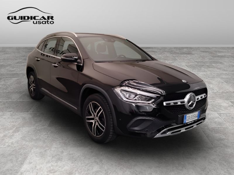 GuidiCar - Mercedes GLA 2020 GLA 180 d Premium auto Usato