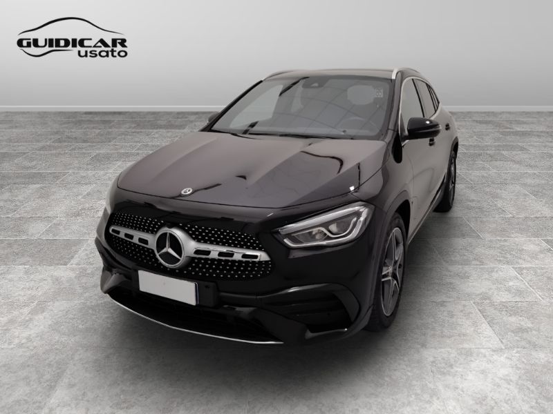 GuidiCar - Mercedes GLA 2022 GLA 180 d Premium auto Usato