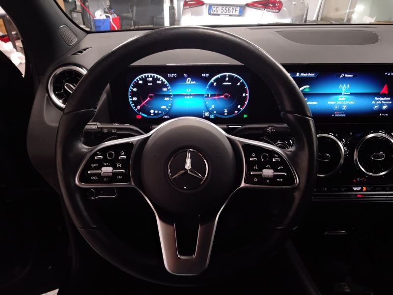 GuidiCar - Mercedes GLA 2022 GLA 180 d Sport Plus auto Usato