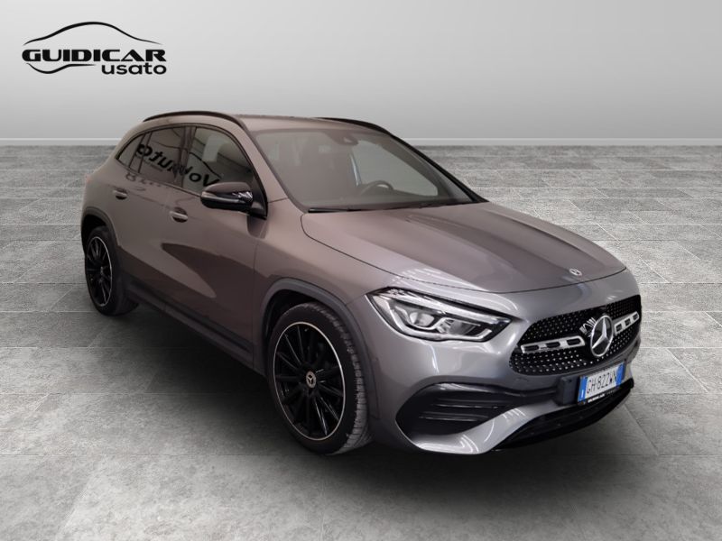 GuidiCar - Mercedes GLA 2022 GLA 200 d Premium auto Usato