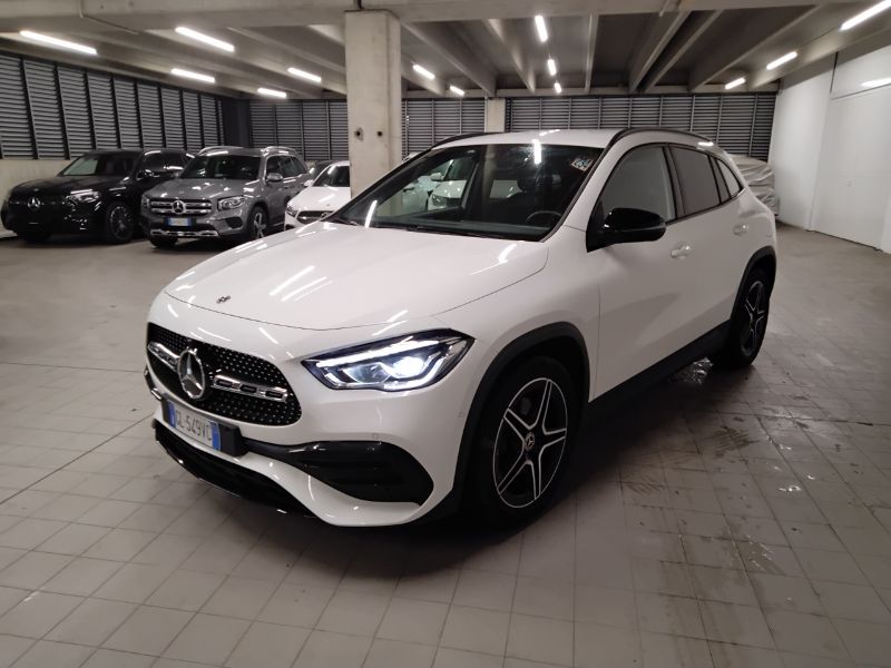 GuidiCar - Mercedes GLA 2023 GLA 200 d Premium auto Usato