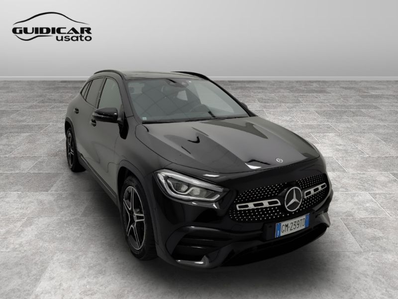 GuidiCar - Mercedes GLA 2023 GLA 200 d Premium auto Usato