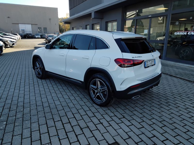 GuidiCar - Mercedes GLA 2021 GLA 250 e plug-in hybrid(e eq-power) Premium auto Usato