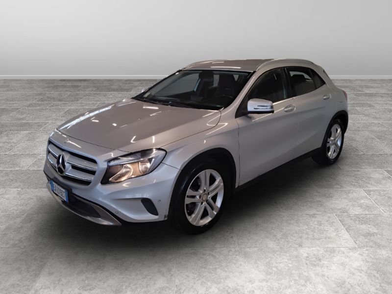 GuidiCar - Mercedes GLA-X156 2014 2015 GLA 200 d (cdi) Sport Usato