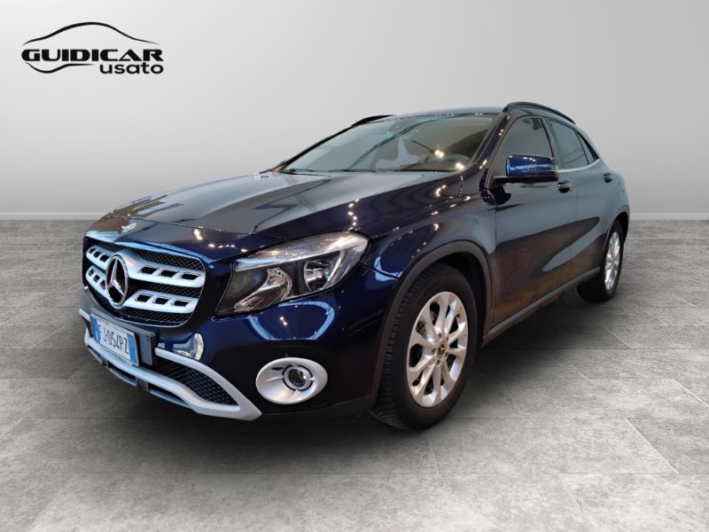 GuidiCar - Mercedes GLA 2017 GLA 180 d Business auto Usato