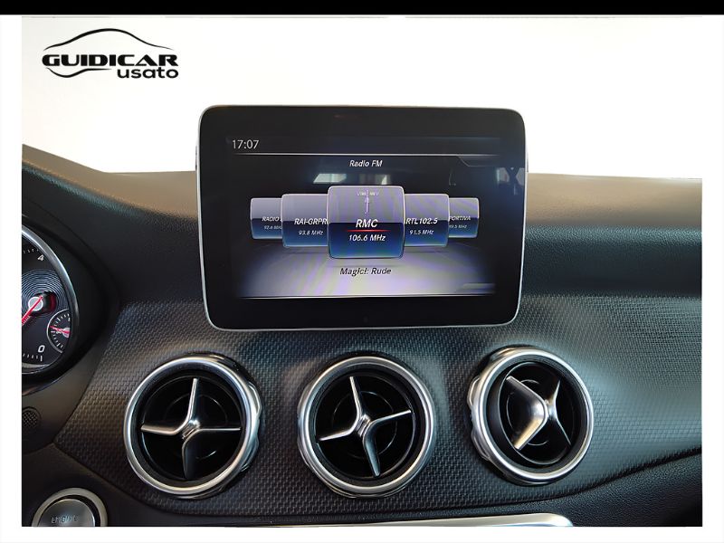 GuidiCar - Mercedes GLA-X156 2017 2018 GLA 180 d Business Usato