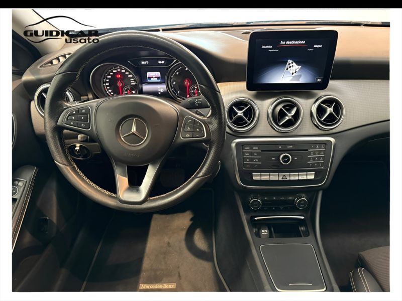 GuidiCar - Mercedes GLA 2018 GLA 200 d Sport auto Usato