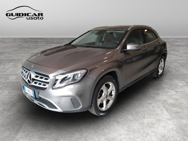 GuidiCar - Mercedes GLA-X156 2017 2019 GLA 200 d Sport auto Usato