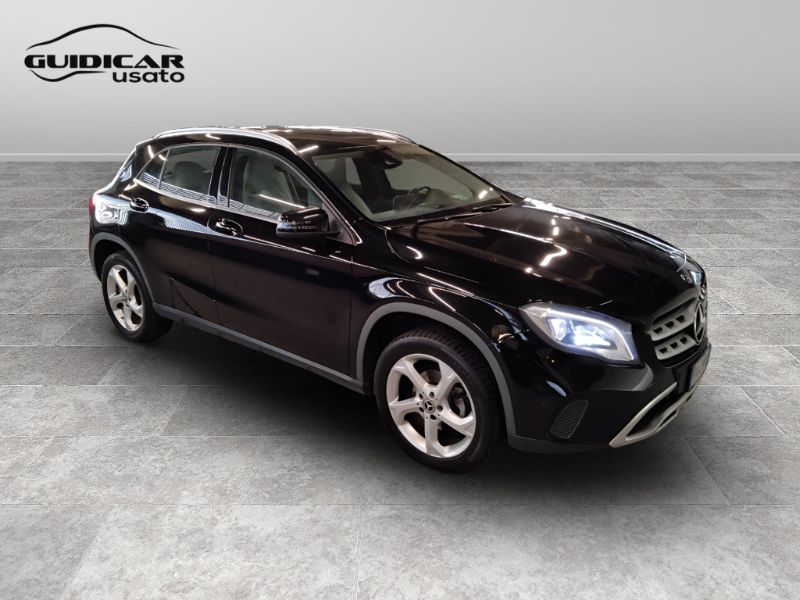 GuidiCar - Mercedes GLA-X156 2017 2017 GLA 220 d Sport 4matic auto Usato