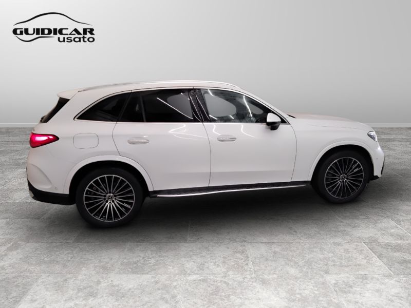 GuidiCar - Mercedes GLC 2023 GLC 220d mhev AMG Premium 4matic auto Usato