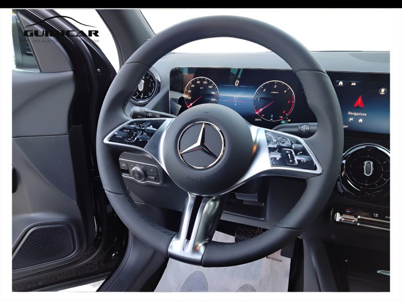 GuidiCar - MERCEDES BENZ NUOVA GLA 1 GLA 180  d Automatic EXECUTIVE Nuovo