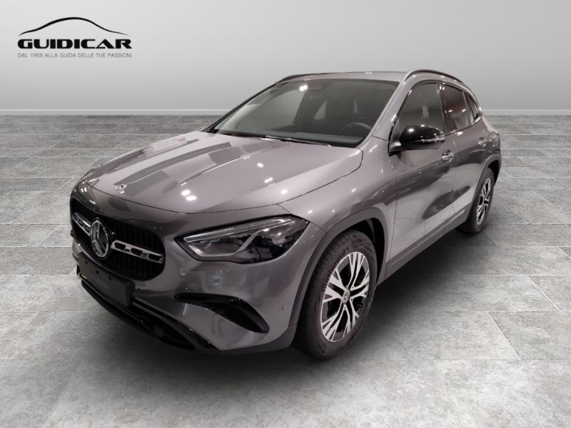 GuidiCar - MERCEDES BENZ NUOVA GLA 1 GLA 180  d Automatic Nuovo