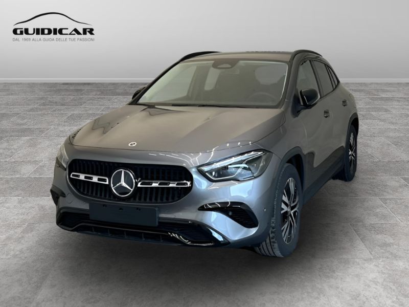 GuidiCar - MERCEDES BENZ NUOVA GLA 1 GLA 180  d Automatic Nuovo