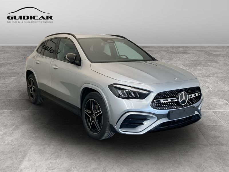 GuidiCar - MERCEDES BENZ NUOVA GLA 1 GLA 180  d Automatic Nuovo