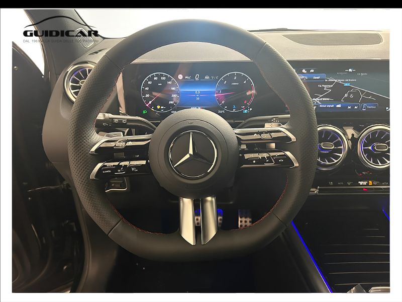 GuidiCar - MERCEDES BENZ NUOVA GLA 1 GLA 200 d Automatic 4MATIC Nuovo