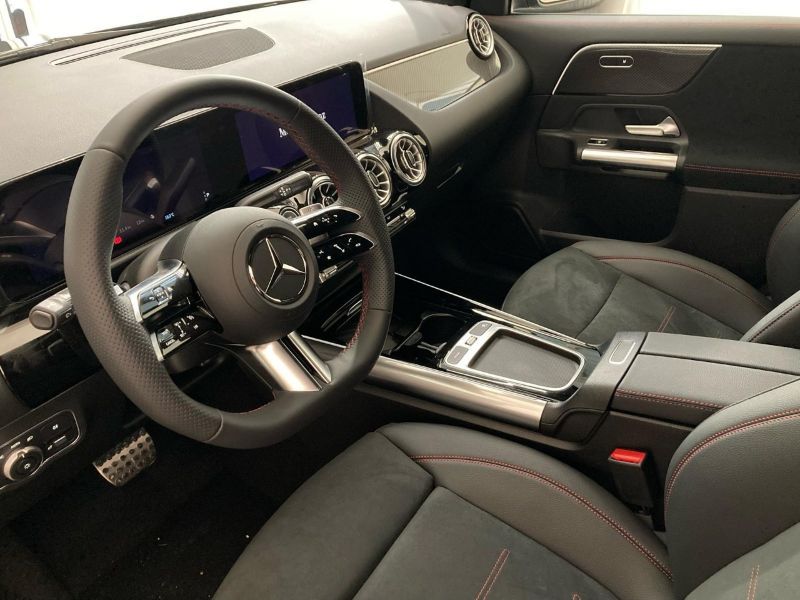 GuidiCar - MERCEDES BENZ NUOVA GLA 1 GLA 200 D AUTOMATIC Nuovo