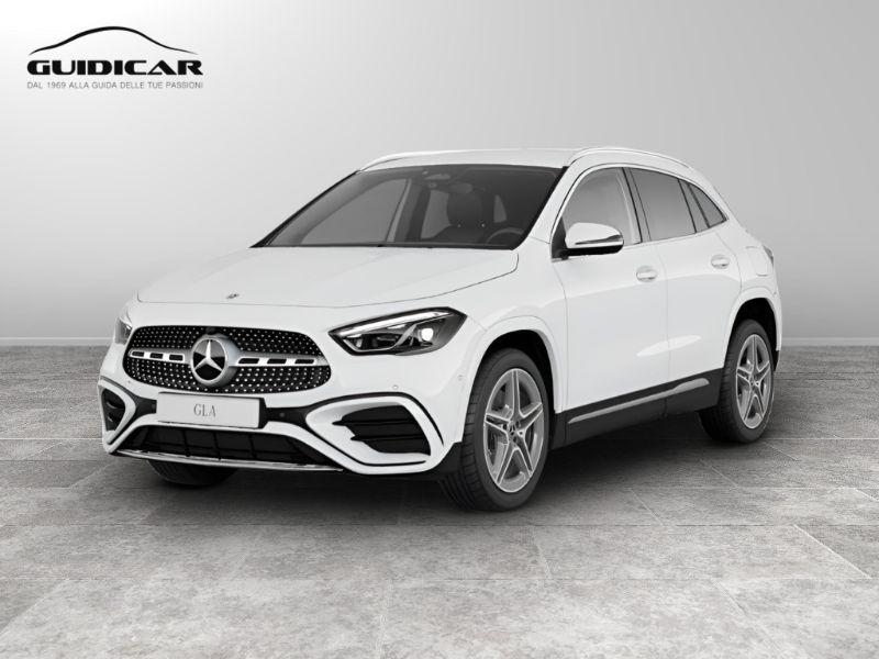 GuidiCar - MERCEDES BENZ NUOVA GLA 1 GLA 200 D AUTOMATIC Nuovo