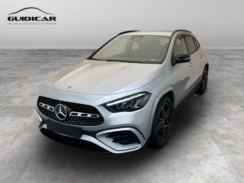 GuidiCar - MERCEDES BENZ NUOVA GLA 1 GLA 200 D AUTOMATIC Nuovo