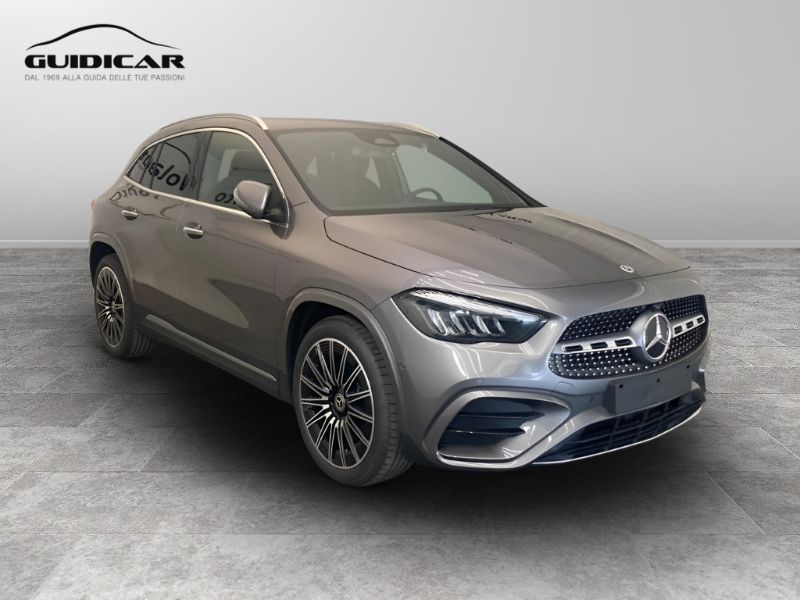 GuidiCar - MERCEDES BENZ NUOVA GLA 1 GLA 200 D AUTOMATIC Nuovo