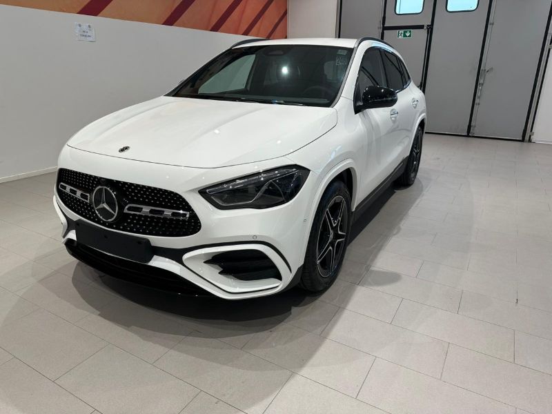 GuidiCar - MERCEDES BENZ NUOVA GLA 1 GLA 200 D AUTOMATIC Nuovo