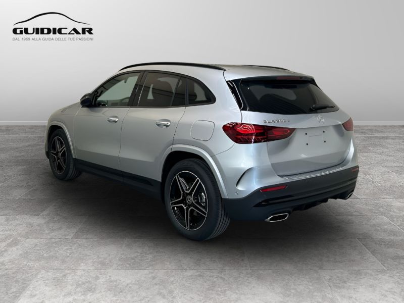 GuidiCar - MERCEDES BENZ NUOVA GLA 1 GLA 200 d automatic AMG Line ADVANCED PLUS Nuovo