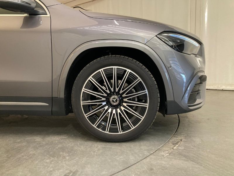 GuidiCar - MERCEDES BENZ NUOVA GLA 1 GLA 200 D AUTOMATIC Nuovo