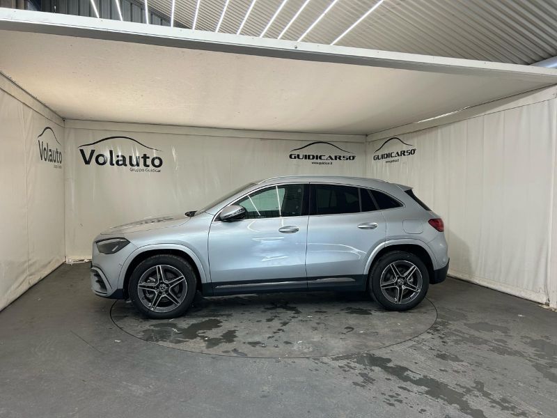 GuidiCar - MERCEDES BENZ NUOVA GLA 1 GLA 250 e Plug-in hybrid Nuovo