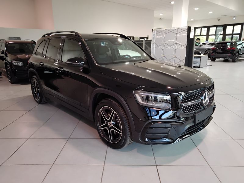 GuidiCar - MERCEDES BENZ NUOVA GLB 1 GLB 200 d Automatic 4MATIC Nuovo