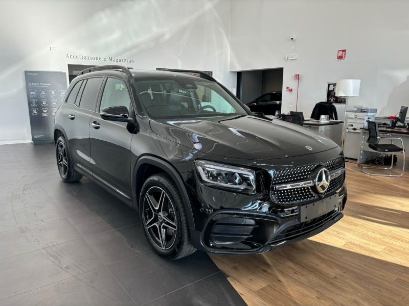 GuidiCar - MERCEDES BENZ NUOVA GLB 1 GLB 200 d Automatic Nuovo