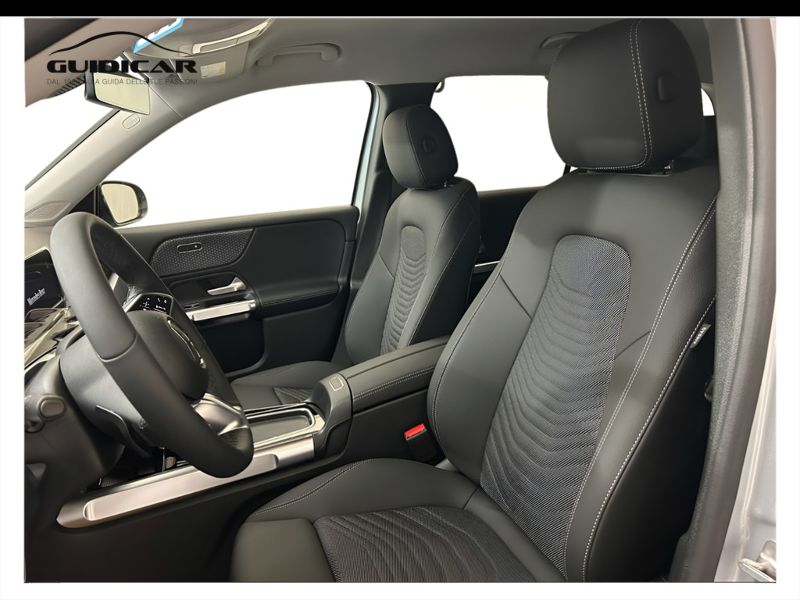 GuidiCar - MERCEDES BENZ NUOVA GLB 1 GLB 200 d PROGRESSIVE ADVANCED PLUS Nuovo