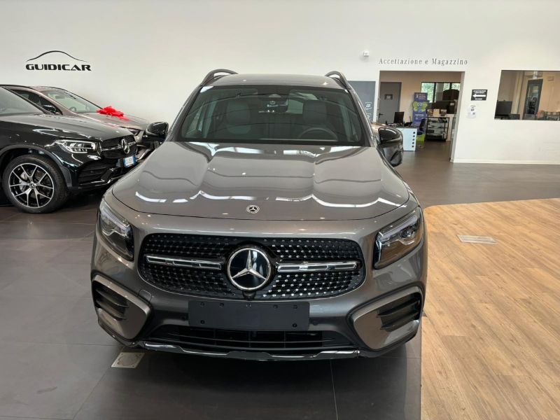 GuidiCar - MERCEDES BENZ NUOVA GLB 1 GLB 200 d Automatic Nuovo