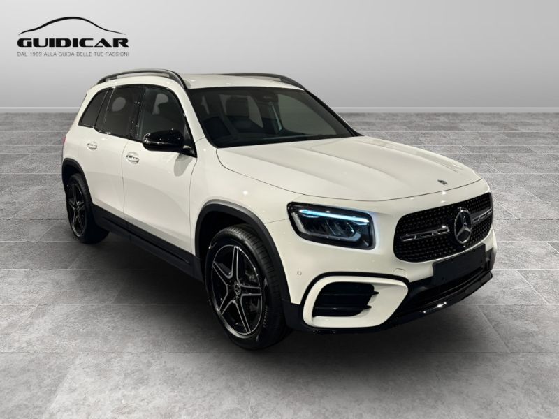 GuidiCar - MERCEDES BENZ NUOVA GLB 1 GLB 200 d Nuovo