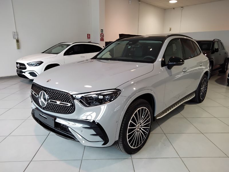 GuidiCar - MERCEDES BENZ Nuova GLC SUV 1 GLC 300 de 4MATIC Nuovo