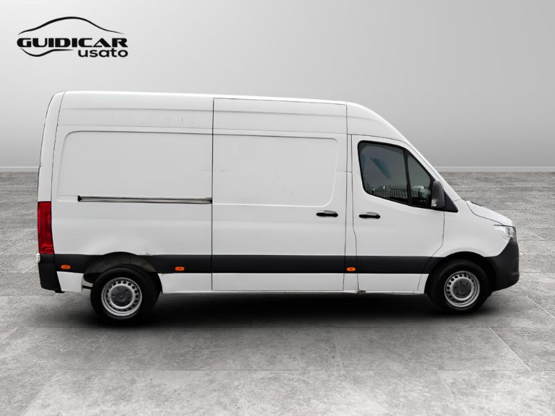 GuidiCar - Mercedes Sprinter III 311 FWD 2019 sprinter 311 2.1 cdi F 32/33 fwd E6 Usato