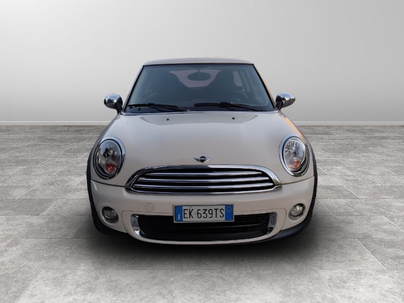 GuidiCar - MINI Mini III R56 2007 Hatchback 2011 Mini 1.6 One s/clima Usato