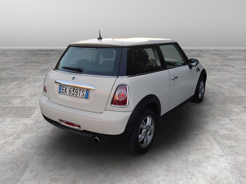 GuidiCar - MINI Mini III R56 2007 Hatchback 2011 Mini 1.6 One s/clima Usato