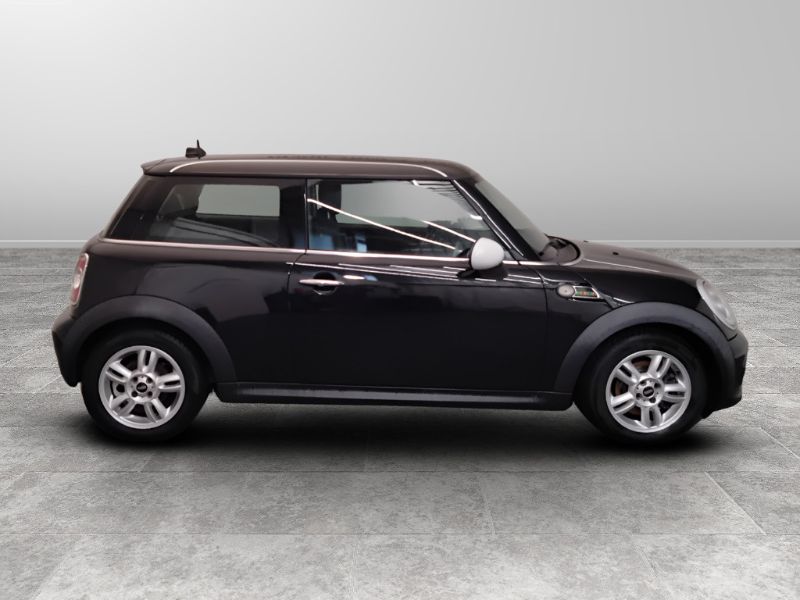 GuidiCar - MINI Mini III R56 2007 Hatchback 2013 Mini 1.6 One s/clima Usato