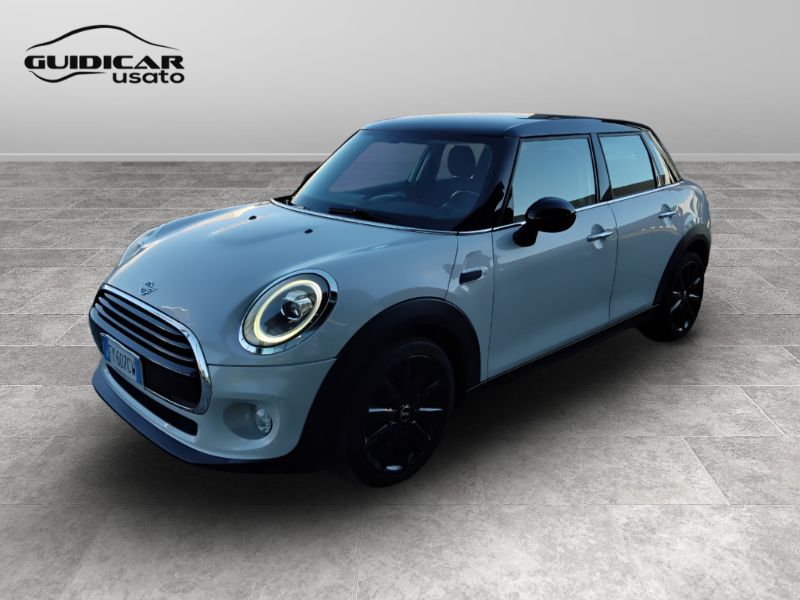 GuidiCar - MINI Mini 2019 Mini 5p 1.5 Cooper D Business Usato