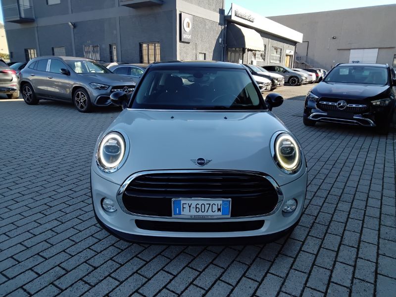 GuidiCar - MINI Mini IV F55 2018 5p 2019 Mini 5p 1.5 Cooper D Business Usato