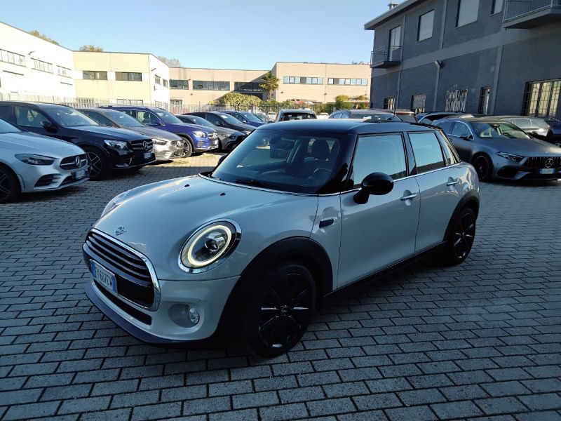 GuidiCar - MINI Mini IV F55 2018 5p 2019 Mini 5p 1.5 Cooper D Business Usato