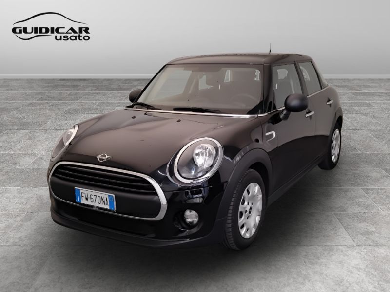 GuidiCar - MINI Mini 2019 Mini 5p 1.5 One Baker Street 75cv Usato