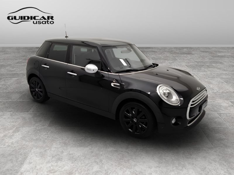 GuidiCar - MINI Mini 5 porte  (F55) 2015 Mini 1.5 Cooper D 5p Usato