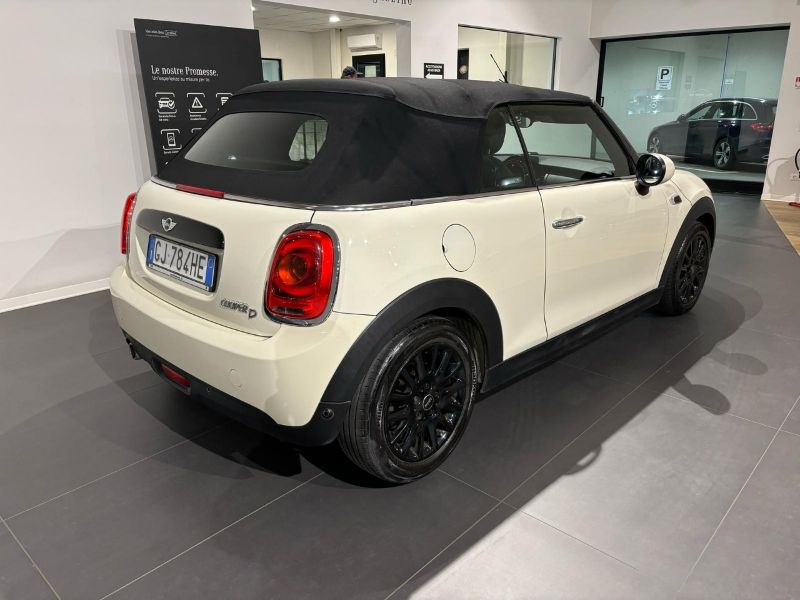 GuidiCar - MINI Mini 2018 Mini Cabrio 1.5 Cooper D Boost Usato