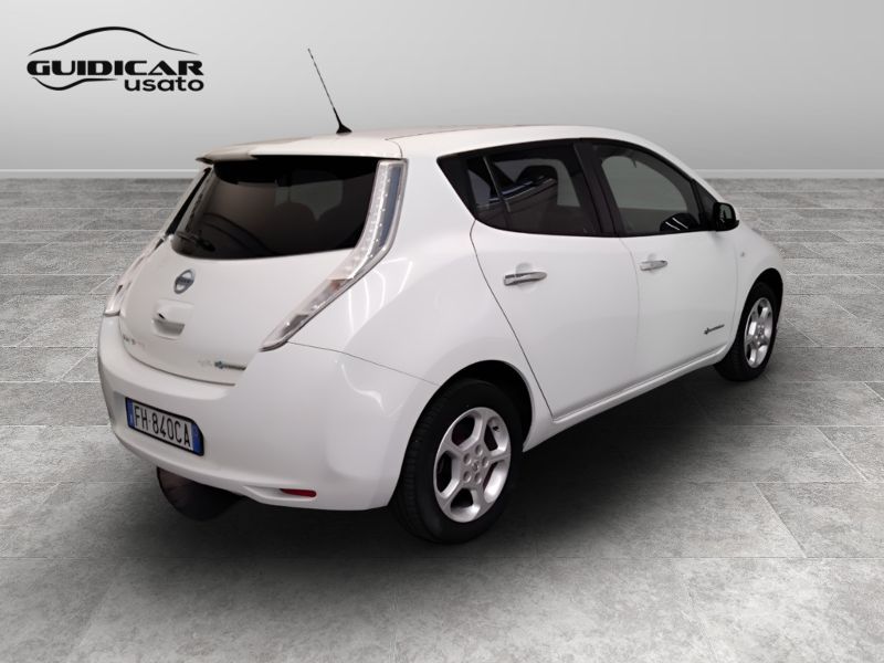 GuidiCar - NISSAN Leaf 2017 Leaf Acenta 30kW 109cv my17 Usato